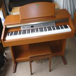 Đàn Piano Điện Yamaha CLP 223